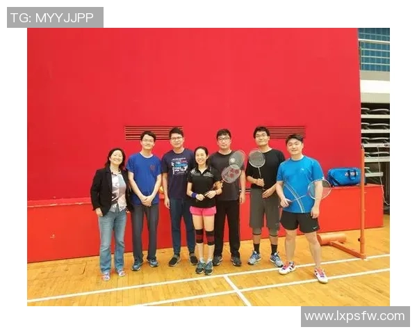 羽毛球奋斗史：上海羽毛球队拼搏历程的真实记录与感悟