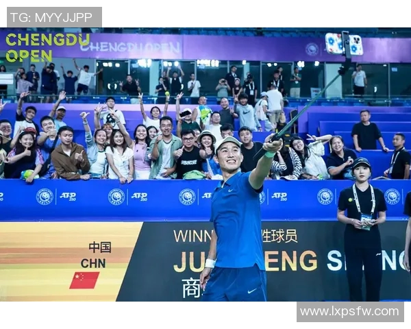 成都网球队与杭州网球队赛后复盘分析意识碰撞与战术较量 成都网球队与杭州网球队赛后复盘分析意识碰撞与战术较量