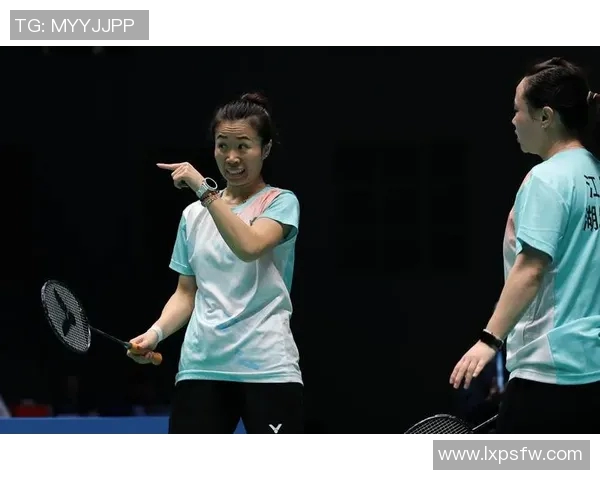 武汉羽毛球队在城市联赛中以97分稳居积分榜首位展现强劲实力