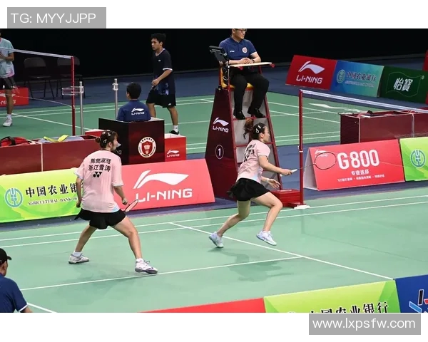 广州羽毛球队在全国锦标赛积分榜上以77分稳居第一名，表现出色引人瞩目